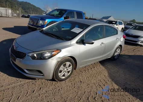 2015 Kia Forte Lx z USA, uszkodzony, nr VIN KNAFK4A68F5292407